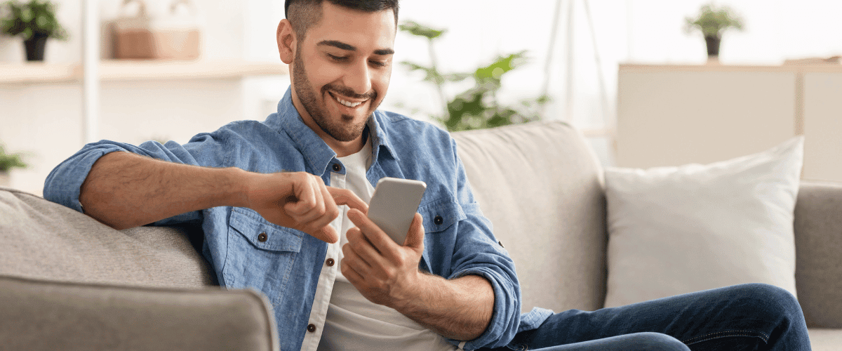 What's the Best Way to Meet Strangers Online in 2025?