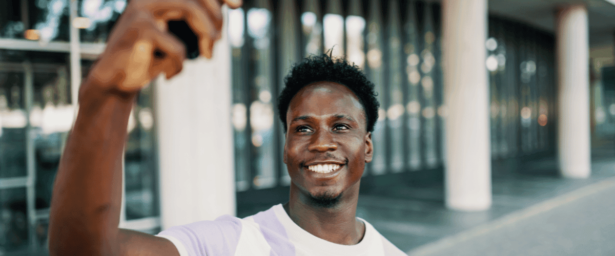 Why Talking to Real Strangers Online Feels More Human